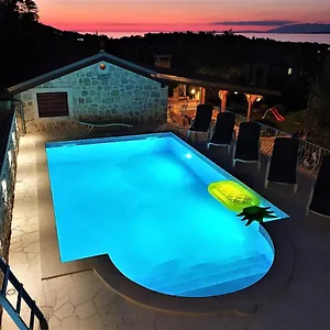 https://apartments-katicin.hotelinzadar.com