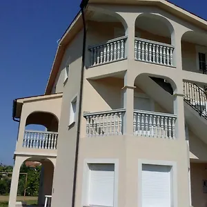 foglaljon itt
