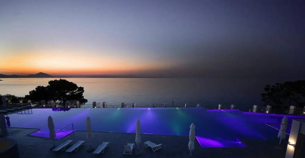 וולי לוסיניי Vitality Hotel Punta